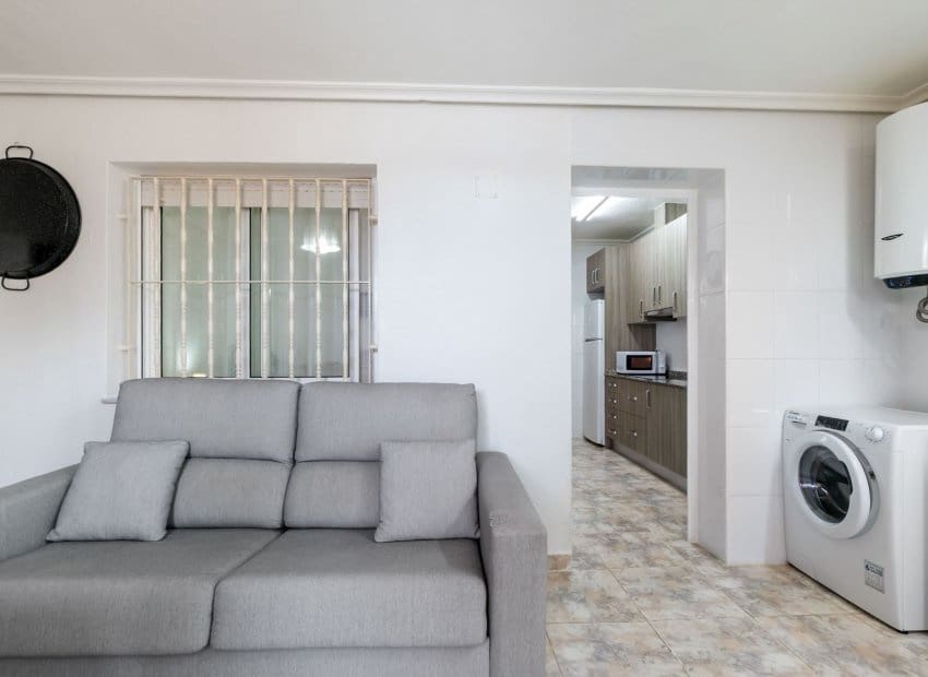 Casa de 2 habitaciones en Santiago de la Ribera en venta con piscina - 179.995 € (Ref: 10071701)