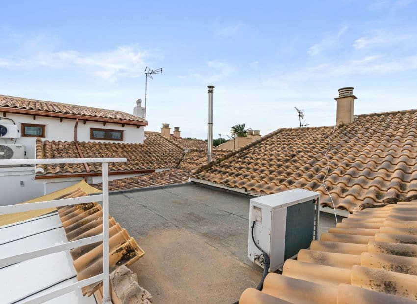 Casa de 2 habitaciones en Santiago de la Ribera en venta con piscina - 179.995 € (Ref: 10071701)