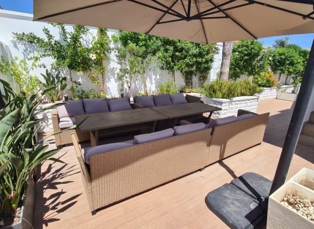 4 Zimmer Villa zu verkaufen in Doña Pepa, Rojales mit Pool - 530.000 € (Ref: 10071704)