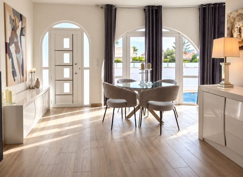 4 Zimmer Villa zu verkaufen in Dona Pepa mit Pool - 530.000 € (Ref: 10071704)