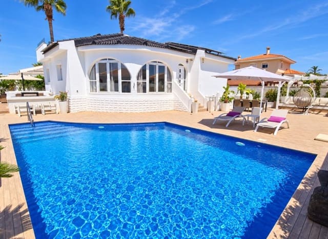 4 Zimmer Villa zu verkaufen in Doña Pepa, Rojales mit Pool - 530.000 € (Ref: 10071704)