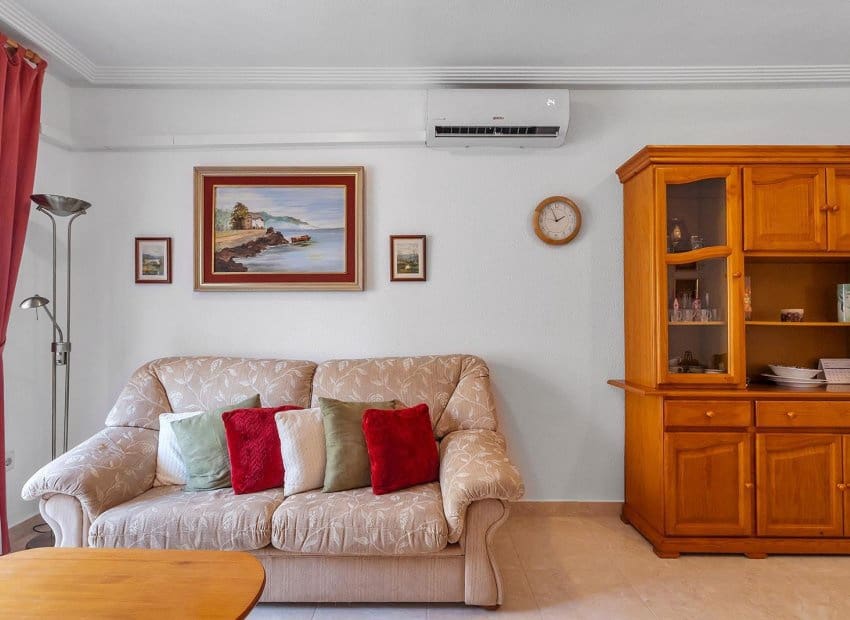 2 sovrum Lägenhet till salu i Torrevieja - 125 000 € (Ref: 10076853)