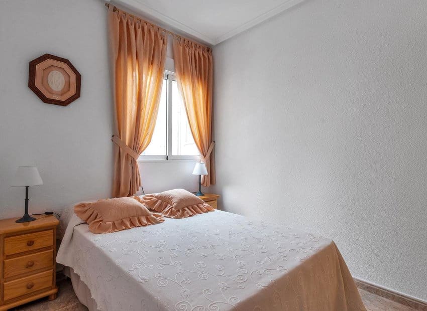 2 sovrum Lägenhet till salu i Torrevieja - 125 000 € (Ref: 10076853)