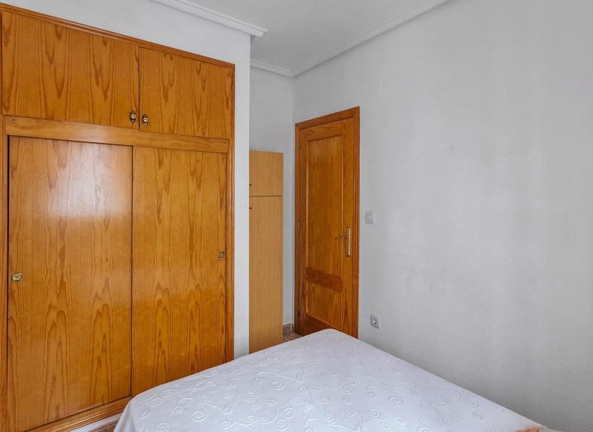 2 sovrum Lägenhet till salu i Torrevieja - 125 000 € (Ref: 10076853)