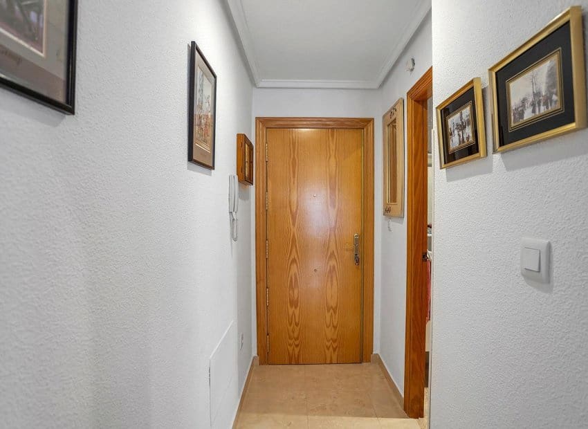 2 sovrum Lägenhet till salu i Torrevieja - 125 000 € (Ref: 10076853)