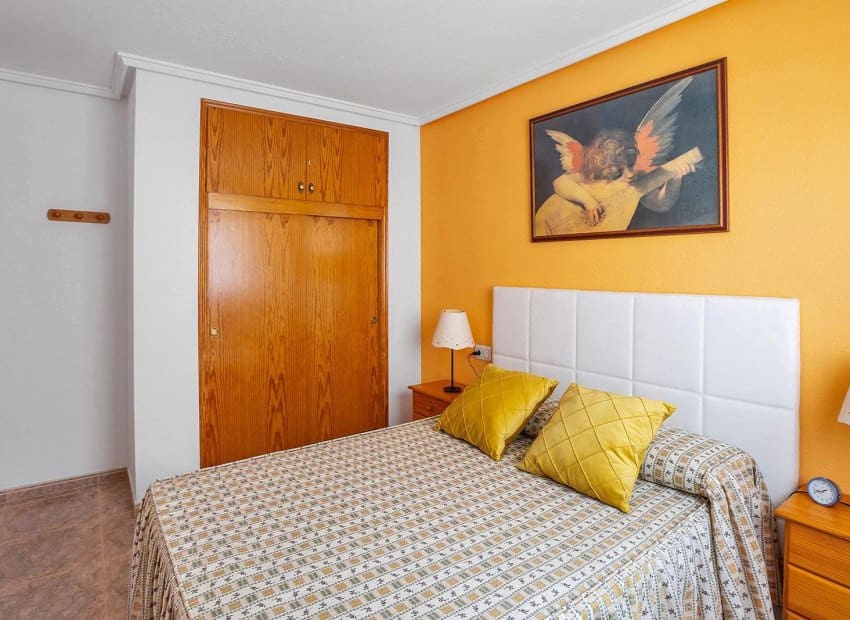 2 sovrum Lägenhet till salu i Torrevieja - 125 000 € (Ref: 10076853)