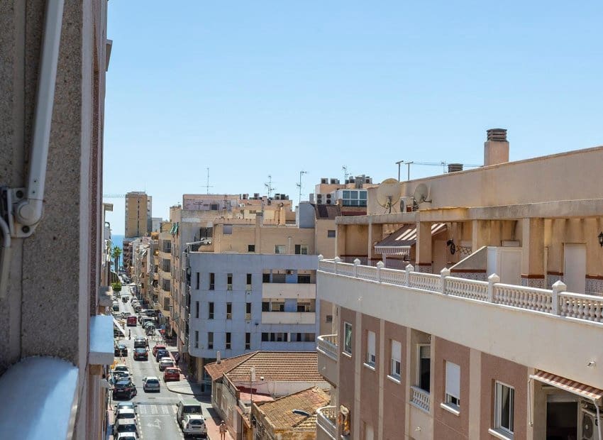 2 sovrum Lägenhet till salu i Torrevieja - 125 000 € (Ref: 10076853)