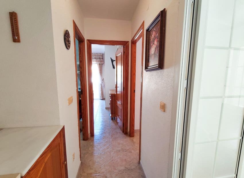 2 makuuhuone Omakotitalo myytävänä paikassa Playa Flamenca mukana uima-altaan - 229 900 € (Ref: 10076855)