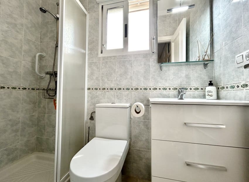 5 camera da letto Villa in vendita in Villamartin con piscina - 269.000 € (Rif: 10076856)
