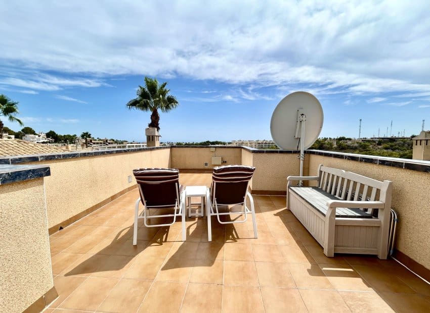 5 camera da letto Villa in vendita in Villamartin con piscina - 269.000 € (Rif: 10076856)