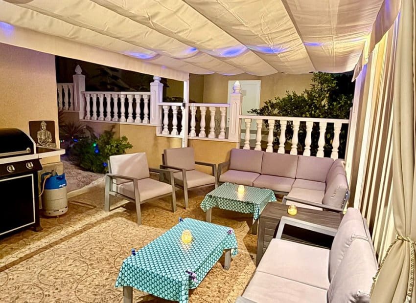 5 camera da letto Villa in vendita in Villamartin con piscina - 269.000 € (Rif: 10076856)