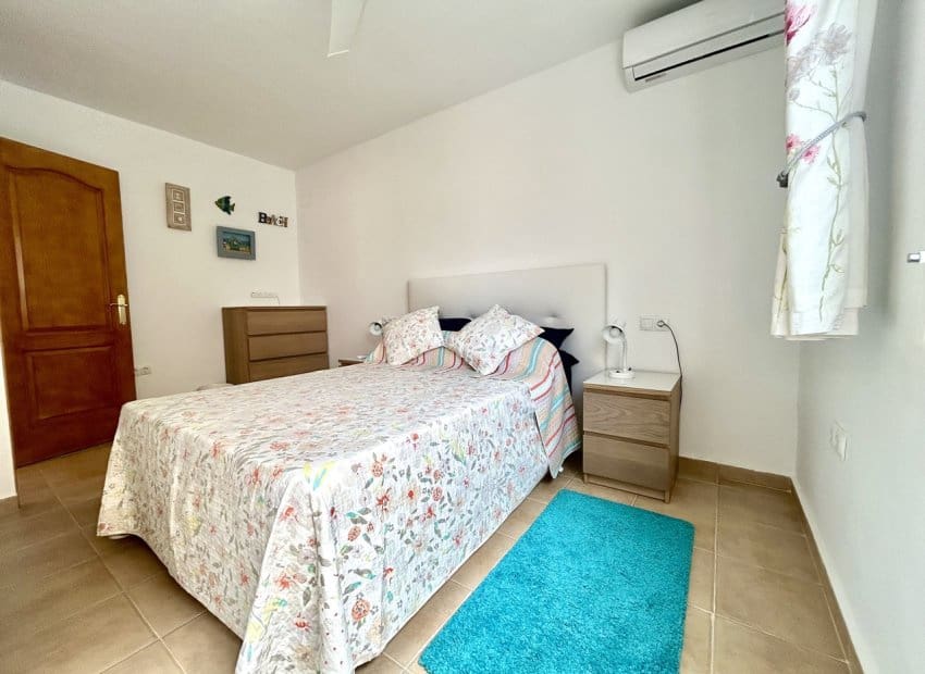 5 camera da letto Villa in vendita in Villamartin con piscina - 269.000 € (Rif: 10076856)