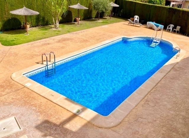 5 Zimmer Villa zu verkaufen in Villamartin, Orihuela mit Pool - 269.000 € (Ref: 10076856)