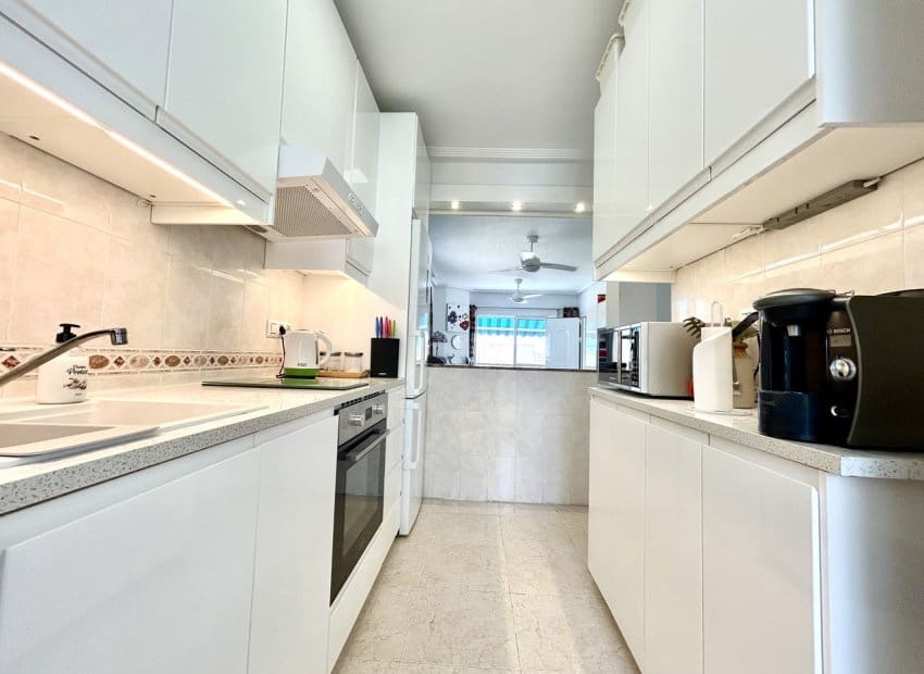 5 camera da letto Villa in vendita in Villamartin con piscina - 269.000 € (Rif: 10076856)