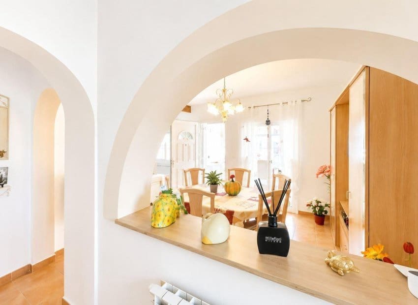 Casa de 2 habitaciones en Algorfa en venta con piscina - 215.000 € (Ref: 10078807)