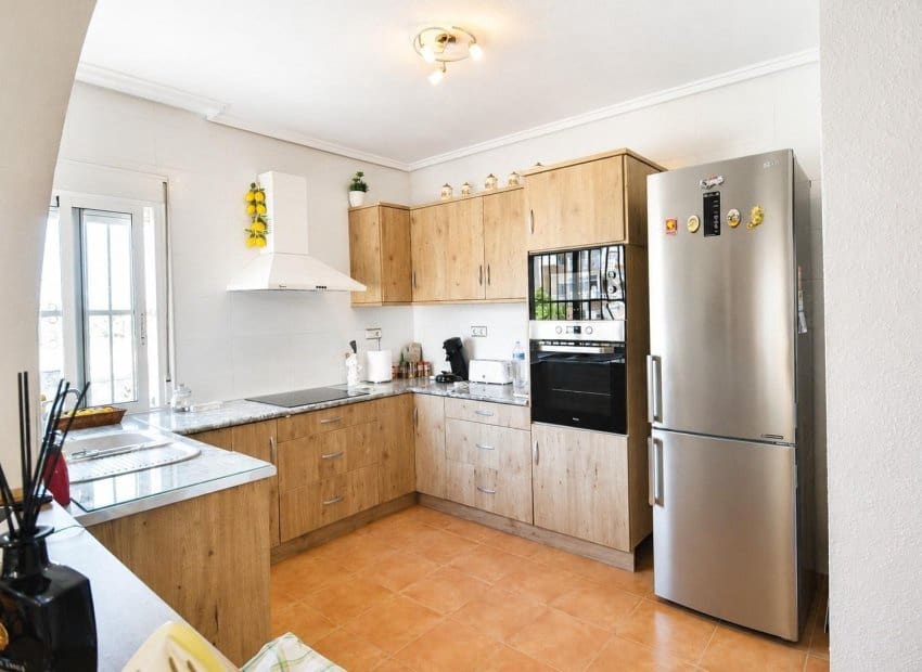 Casa de 2 habitaciones en Algorfa en venta con piscina - 215.000 € (Ref: 10078807)