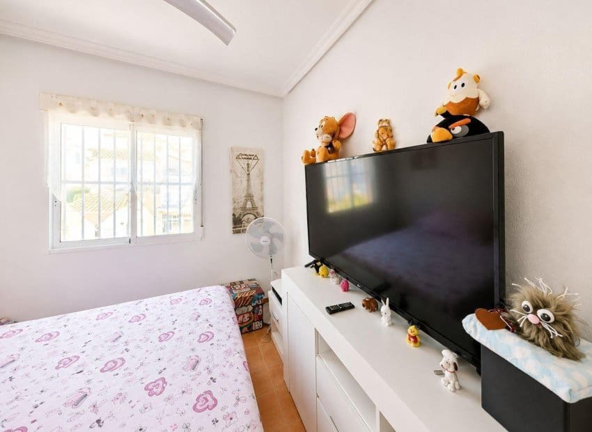 Casa de 2 habitaciones en Algorfa en venta con piscina - 215.000 € (Ref: 10078807)