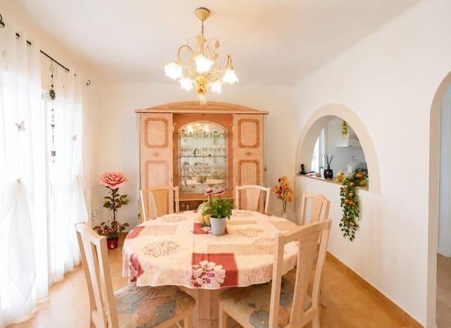 Casa de 2 habitaciones en Algorfa en venta con piscina - 215.000 € (Ref: 10078807)