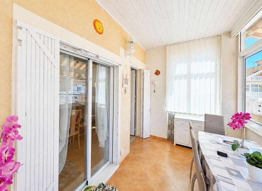 Casa de 2 habitaciones en Algorfa en venta con piscina - 215.000 € (Ref: 10078807)