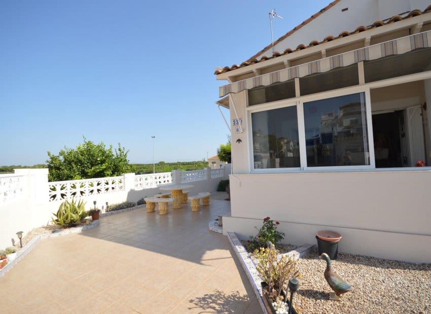 Casa de 2 habitaciones en Algorfa en venta con piscina - 215.000 € (Ref: 10078807)