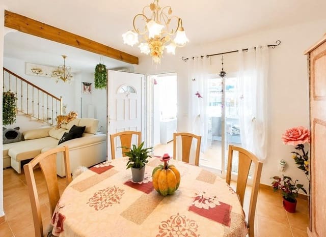 Casa de 2 habitaciones en Algorfa en venta con piscina - 215.000 € (Ref: 10078807)