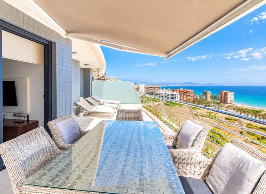 3 soverom Leilighet til salgs i Arenales del Sol med svømmebasseng - € 785 000 (Ref: 10082084)