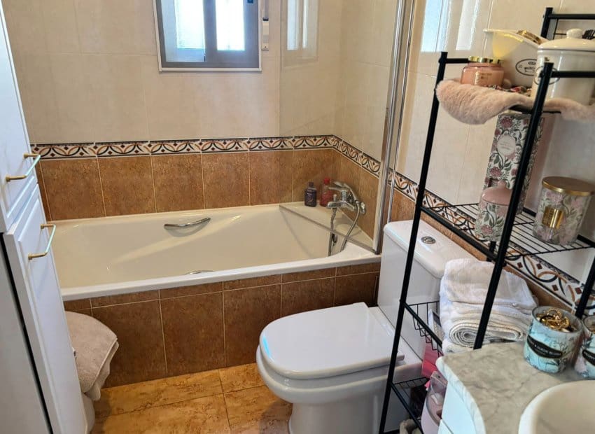 2 quarto Moradia para venda em El Raso com piscina - 299 500 € (Ref: 10082086)
