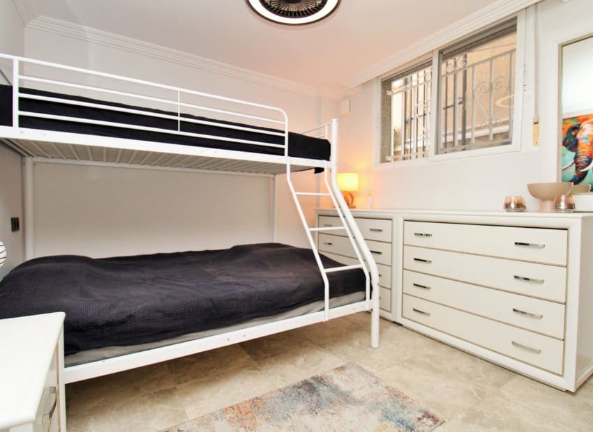 4 camera da letto Villa in vendita in Villamartin con piscina - 419.000 € (Rif: 10082087)