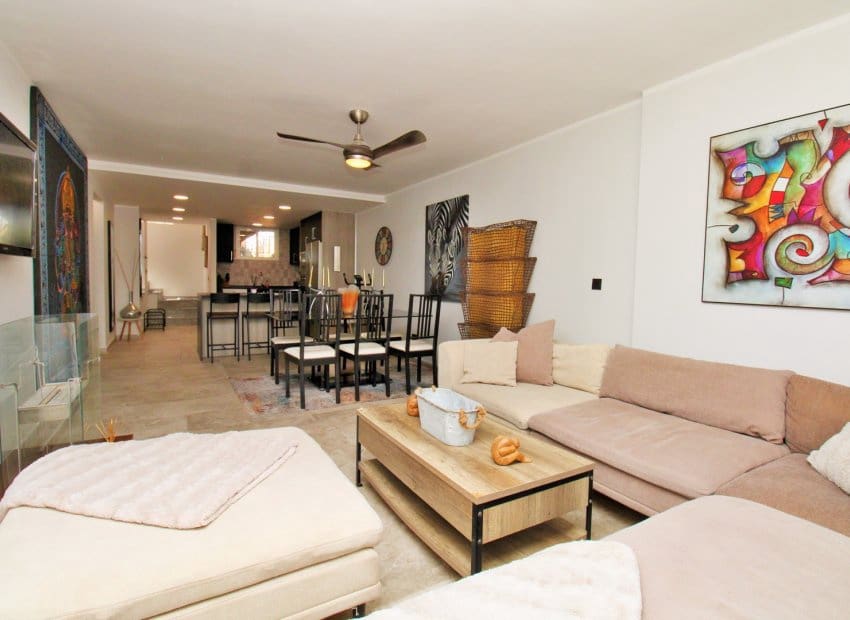4 camera da letto Villa in vendita in Villamartin con piscina - 419.000 € (Rif: 10082087)