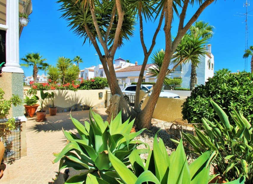 4 camera da letto Villa in vendita in Villamartin con piscina - 419.000 € (Rif: 10082087)