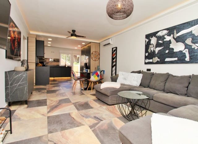 4 camera da letto Villa in vendita in Villamartin, Orihuela con piscina - 419.000 € (Rif: 10082087)