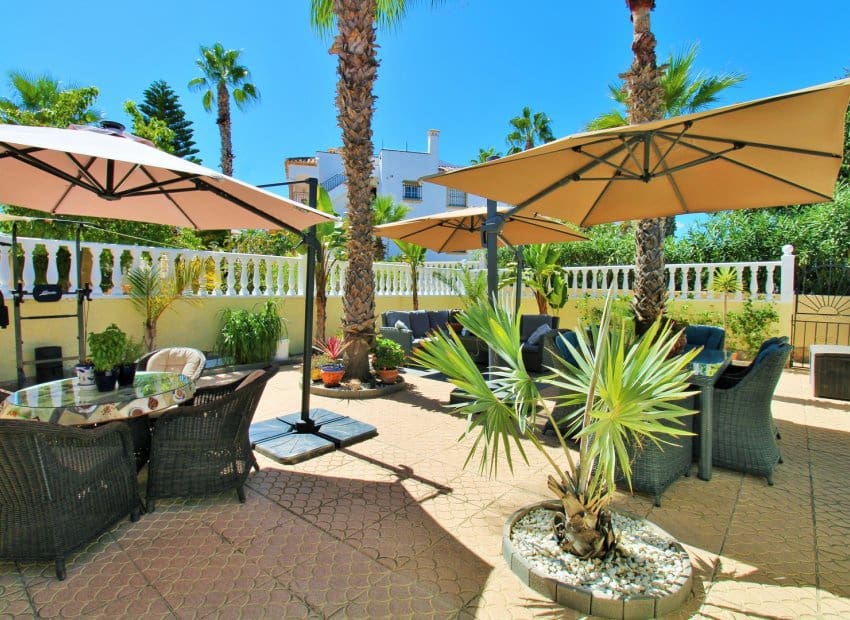 4 camera da letto Villa in vendita in Villamartin con piscina - 419.000 € (Rif: 10082087)