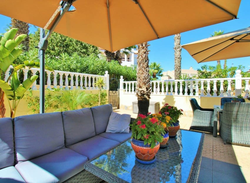 4 camera da letto Villa in vendita in Villamartin con piscina - 419.000 € (Rif: 10082087)