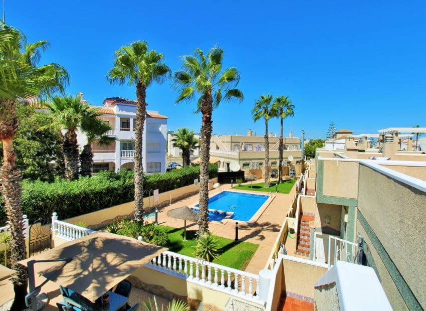 4 camera da letto Villa in vendita in Villamartin con piscina - 419.000 € (Rif: 10082087)