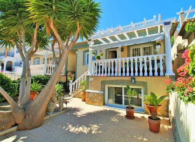 4 camera da letto Villa in vendita in Villamartin, Orihuela con piscina - 419.000 € (Rif: 10082087)