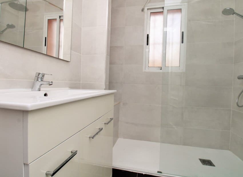 2 sypialnia Dom na sprzedaż w Villamartin z basenem - 159 900 € (Ref: 10082088)