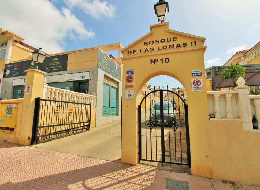 2 sypialnia Dom na sprzedaż w Villamartin z basenem - 159 900 € (Ref: 10082088)