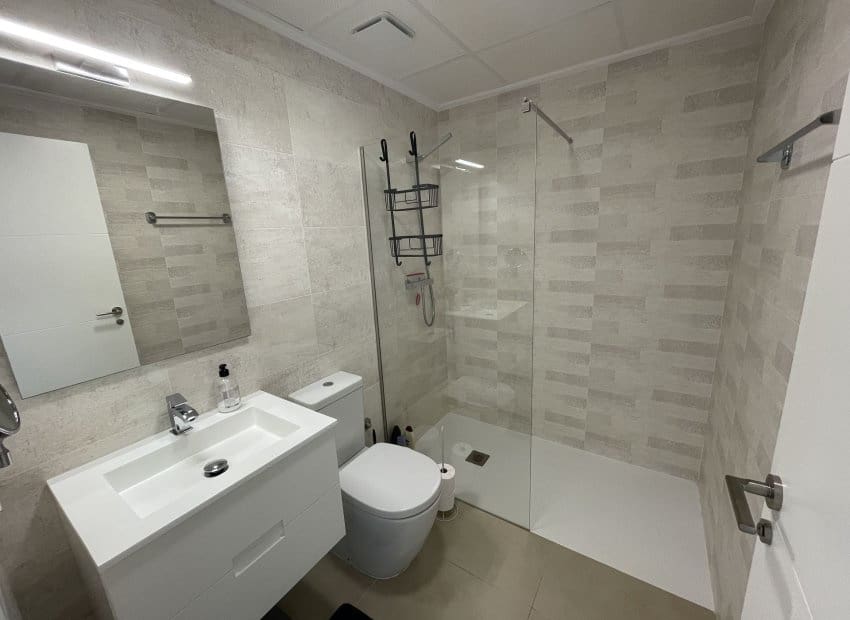 2 soveværelse Lejlighed til salg i Vistabella med swimmingpool - € 259.950 (Ref: 10082091)