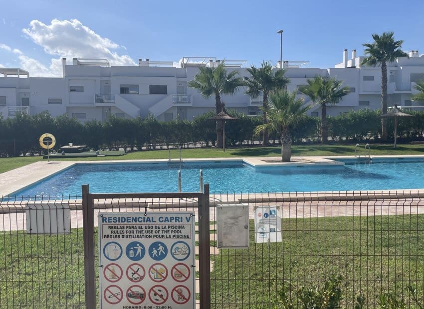 2 soveværelse Lejlighed til salg i Vistabella med swimmingpool - € 259.950 (Ref: 10082091)