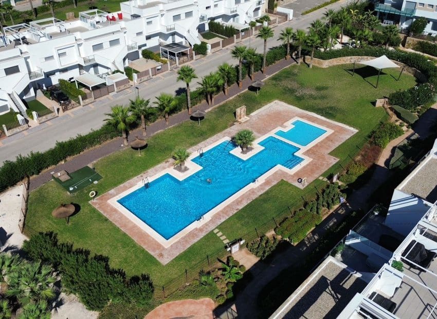 2 soveværelse Lejlighed til salg i Vistabella med swimmingpool - € 259.950 (Ref: 10082091)