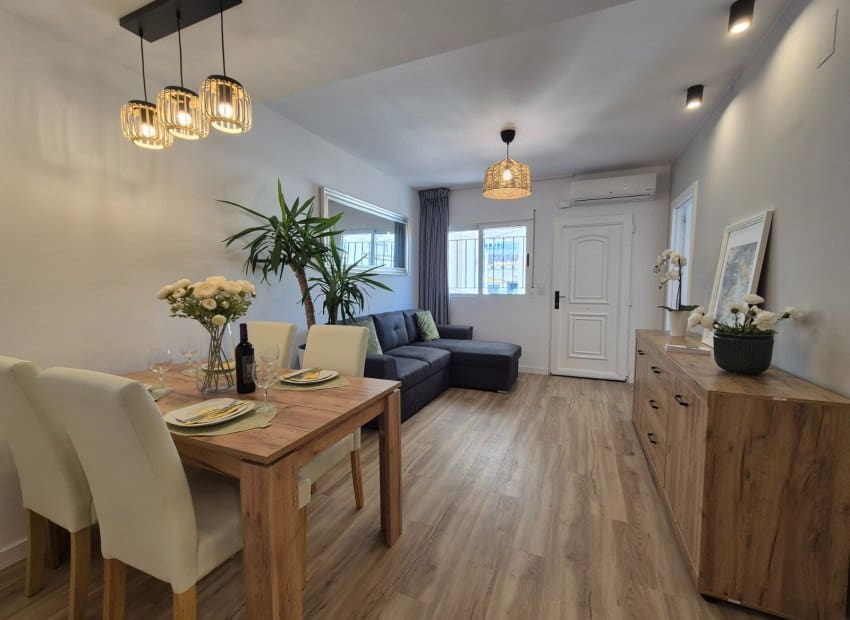 3 soverom Hus til salgs i La Florida med svømmebasseng - € 268 800 (Ref: 10091366)