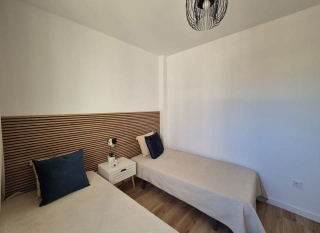 3 soverom Hus til salgs i La Florida, Orihuela med svømmebasseng - € 268 800 (Ref: 10091366)