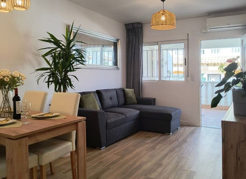 3 soverom Hus til salgs i La Florida med svømmebasseng - € 268 800 (Ref: 10091366)