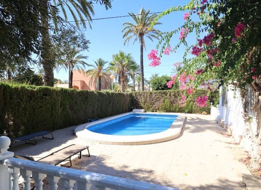 4 makuuhuone Huvila myytävänä paikassa Cabo Roig mukana uima-altaan - 749 000 € (Ref: 10091373)