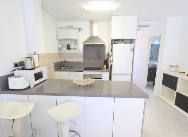 Apartamento de 2 habitaciones en Dehesa de Campoamor, Orihuela en venta con piscina - 235.000 € (Ref: 10091374)