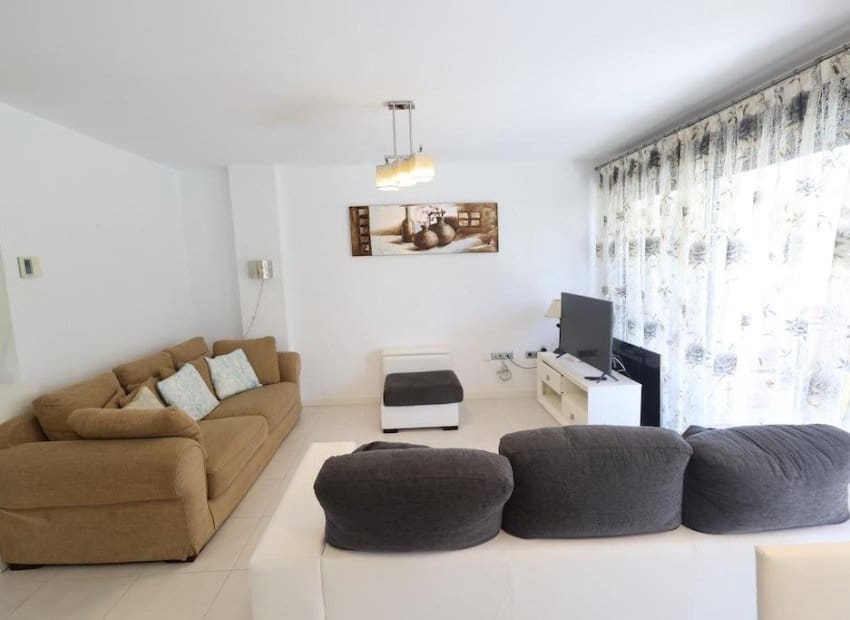 2 slaapkamer Appartement te koop in Dehesa de Campoamor met zwembad - € 235.000 (Ref: 10091374)