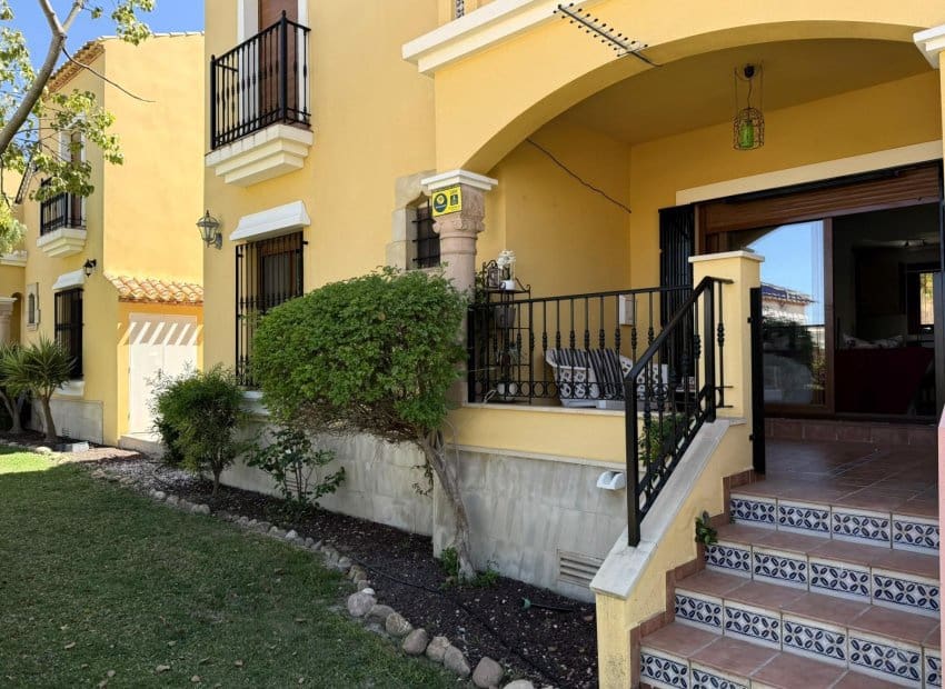 Apartamento de 2 habitaciones en Las Ramblas Golf en venta con piscina - 175.000 € (Ref: 10091375)