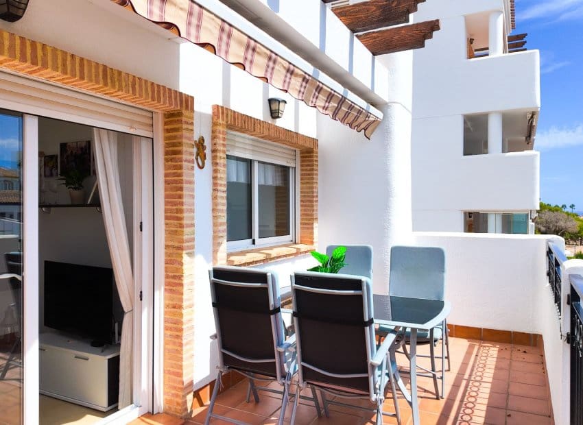 Apartamento de 2 habitaciones en Orihuela Costa en venta - 269.000 € (Ref: 10091378)