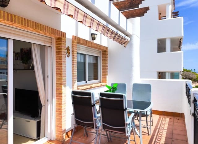 Apartamento de 2 habitaciones en Villamartin, Orihuela en venta - 269.000 € (Ref: 10091378)