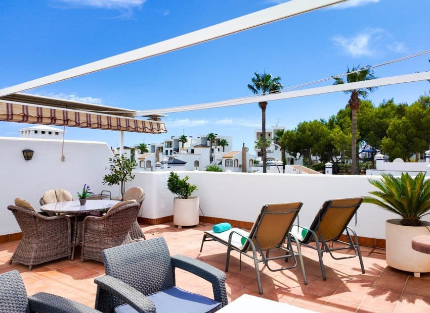 Apartamento de 2 habitaciones en Orihuela Costa en venta - 269.000 € (Ref: 10091378)